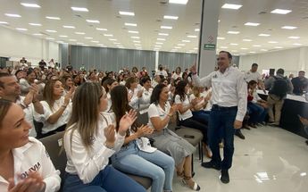 Manolo Jiménez refrenda su compromiso hacia la mujer en Coahuila