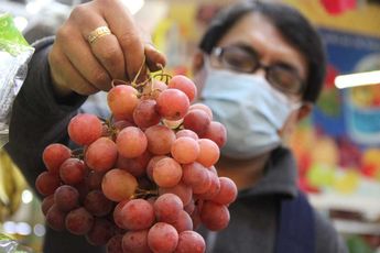 Venta de uvas para ritual de fin de año | Alfredo Fernández