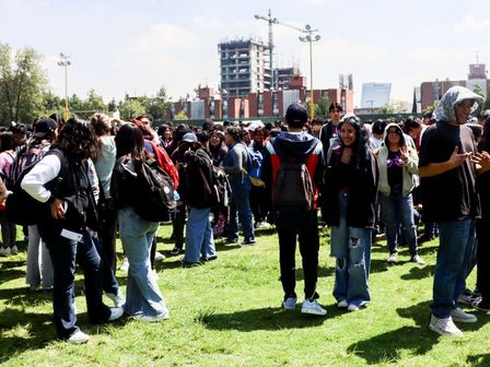 Los mexicanos deben desalojar los edificios cuando suena la Alerta Sísmica | Cuartoscuro
