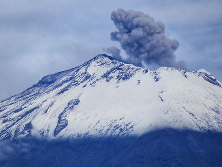 El semáforo de alerta volcánica del Popocatépetl está en Amarillo Fase 2 HOY 4 de junio 2025 / Andrés Lobato