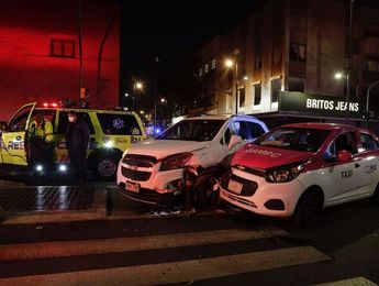Una mujer resultó lesionada en un choque en el Centro Histórico/ Enrique Luna