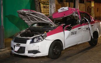 El taxista se debate entre la vida y la muerte /Enrique Luna
