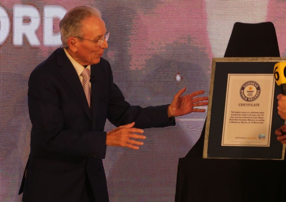 Récord Guiness para el Arquitecto Héctor Benavides. / Roberto Alanís