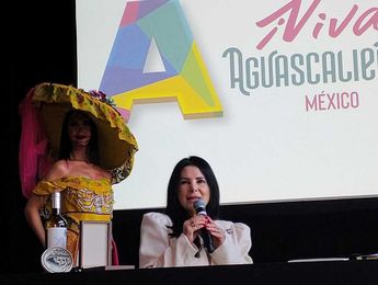 Verónica González, directora del Buró de Congresos y Visitantes de Aguascalientes encabezó el evento promocional para la Feria de San Marcos. |