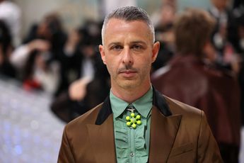 Jeremy Strong fue nominado por interpretar al conocido abogado neoyorkino Roy Cohn en la pelicula "El Aprendiz". | Reuters