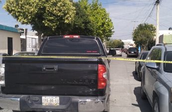 Al ingresar al domicilio encontró a su familiar tirado a un costado de la cama y percibió un fuerte olor a descomposición.