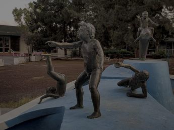 Pacientes y personal médico aseguraban que las estatuas de niños se movían solas | Facebook: Operación Rescate Saltillo
