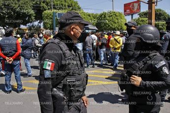Movilización policiaca en estacionamiento de Soriana Capu / Agencia Enfoque