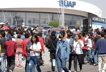 Aspirantes durante el proceso de admisión BUAP 2023 / Agencia Enfoque