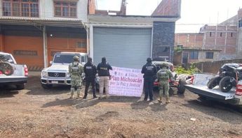 Dos de las camionetas aseguradas en Michoacán contaban con blindaje artesanal