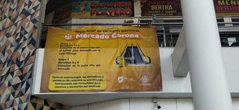 Letrero de falta de servicio en el Mercado Corona / Diana Barajas