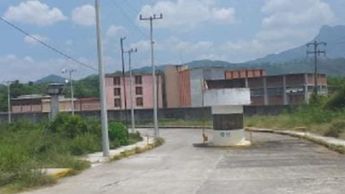 Luego del fallecimiento de su padre por una herida en el cuello, policías de Coyoltzintla, Huejutla, arrestaron a Orlando ‘N’ | Wendy Salazar
