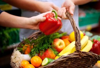 Canasta de alimentos / Imagen de gpointstudio