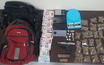 Objetos que traían los hermanos, integrantes de un Cártel, en Pesquería, NL