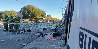 Explosión destruye locales en Saltillo