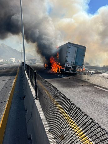 El percance fue reportado cerca de las 10:00 horas en el kilómetro 78 de la autopista a Saltillo, en territorio de Santa Catarina. | Agustín Martínez