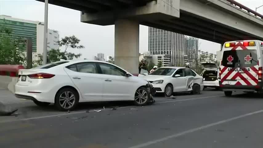 Choque de crucero deja una persona lesionada en la avenida Morones Prieto