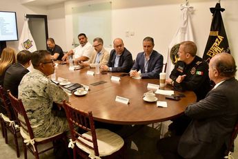 Reunión de seguridad de autoridades de los tres niveles de gobierno. | Cortesía