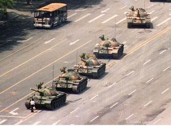 Plaza de Tiananmen, 1989. Stuart Franklin Magnum.