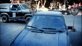 Una ligera capa de ceniza fue perceptible sobre los autos en Puebla tras la erupción del Popocatépetl el 21 de diciembre de 1994 | Cenapred