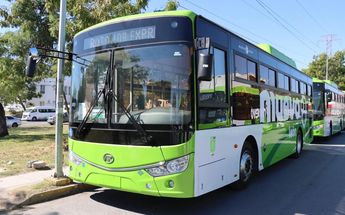 Nuevos camiones del transporte público en Nuevo León. | Archivo