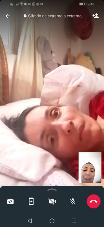 María en llamada con su mamá Liliana Leñero España | Cortesía