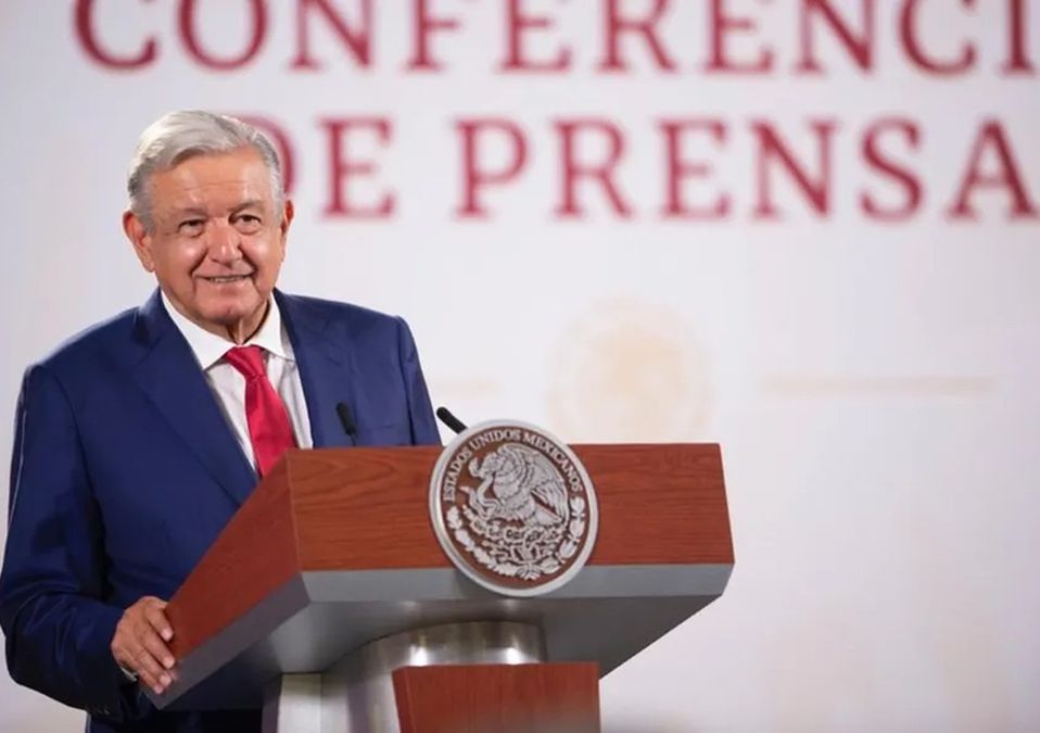 AMLO minimiza marcha a favor del INE; "no participaron muchos", dice