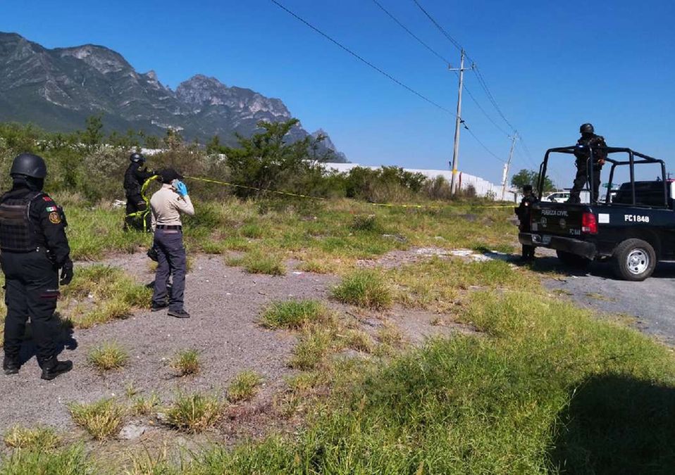 Encuentran cuerpo maniatado en la carretera a Monclova en Abasolo. | Agustín Martínez