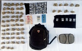 Droga asegurada a los detenidos. | Cortesía