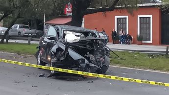 El accidente ocurrió este domingo en la Carretera Nacional en dirección de Monterrey a Santiago. | Israel Santacruz