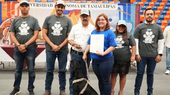 Adoptan perritos rescatistas en Tamaulipas.| Especial