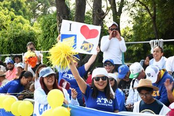 Las sonrisas no se borraron del rostro de los asistentes, pese a la inclemencia del sol / X: @Gob_Puebla