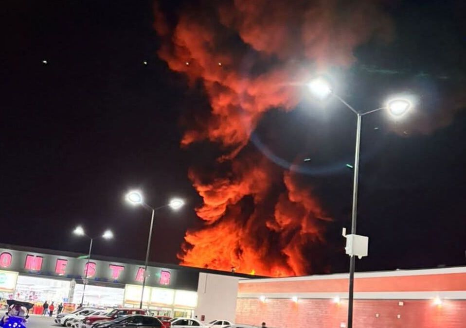 De acuerdo con los reportes preliminares, el incendio se originó por un globo de cantoya. / Cortesía