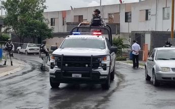 El cadáver fue trasladado al Servicio Médico Forense en Monterrey. | Agustín Martínez