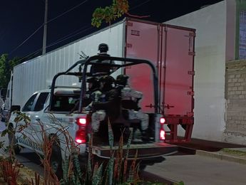 Elementos de la Guardia Nacional arribaron al sitio. El hombre ya no contaba con signos | Foto: Vicente Torres