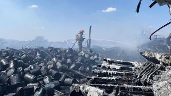 Hasta que las autoridades no terminen de apagar el fuego podrán encontrar más víctimas | Especial