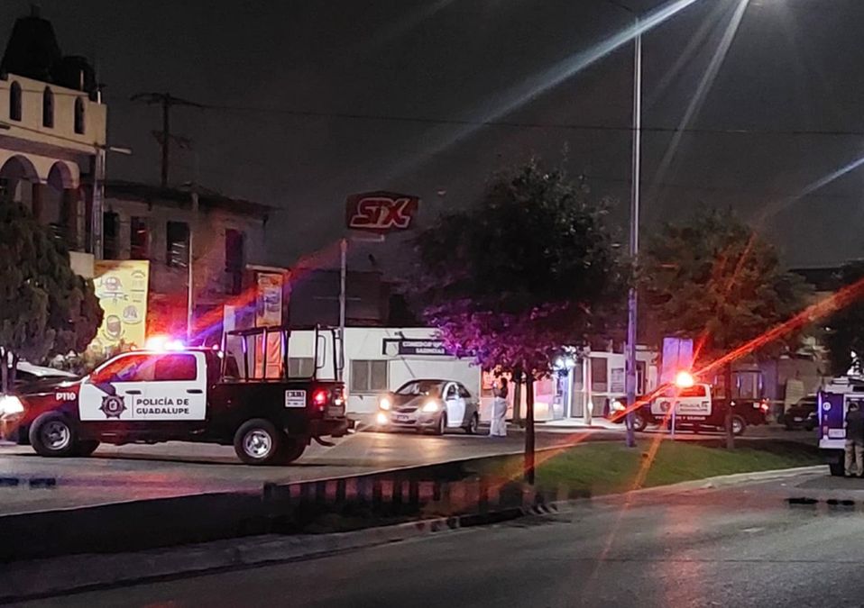 Asesinan a balazos a un hombre a bordo de su auto en Guadalupe. | Leyda Estrada