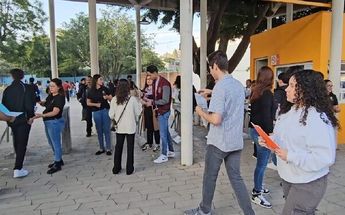 Aspirantes que realizaron el examen de admisión de la UDG / Roberto Hurtado