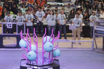 Apertura de cancha para medición y calibracion FIRST Laguna Regional 2025.