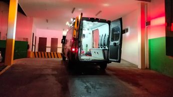 Ambulancia de la Cruz Verde Villas de Guadalupe donde el hombre fue atendido | Javier León