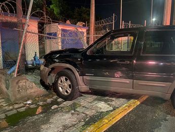 Accidente vial sobre la avenida Bernardo Reyes en Monterrey. | Miranda Arias