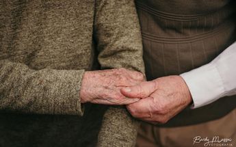 Anna y Francisco siguen juntos aun si han pasado más de 75 años desde que se conocieron / Instagram @barbymasseiph