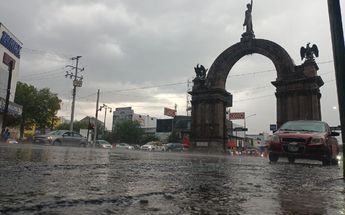 Lluvias en Nuevo Léon | Israel Santacruz