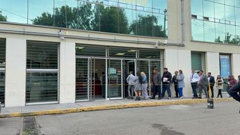 Familiares y defensa de Lucio 'N' y Diana 'N' ingresando a la sala de juicios orales en Cuautitlán, Edomex / Fernando Cruz