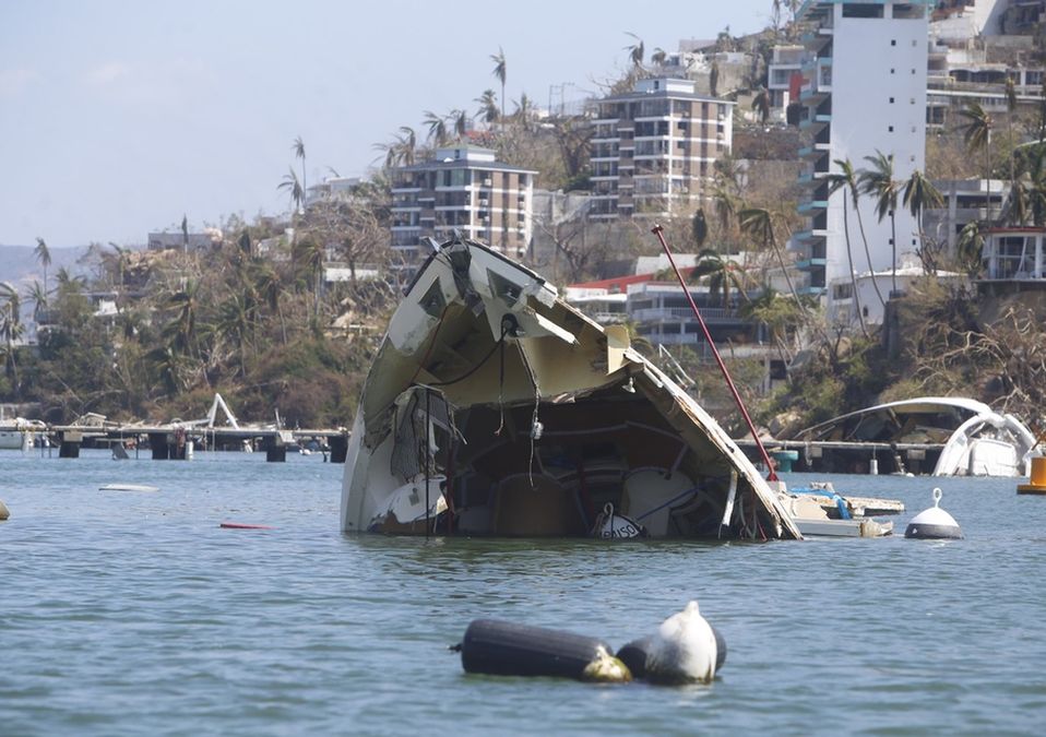 'Otis impactó hace una semana y siguen buscando cuerpos en el mar. | Ariana Pérez