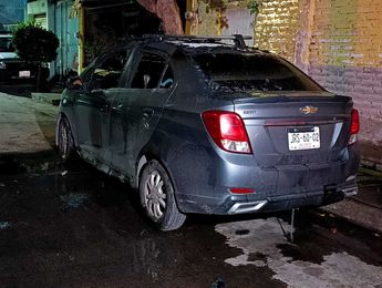 Chevrolet Beat cuatro puertas modelo 2020 tras haber sido prendido en llamas | Telediario