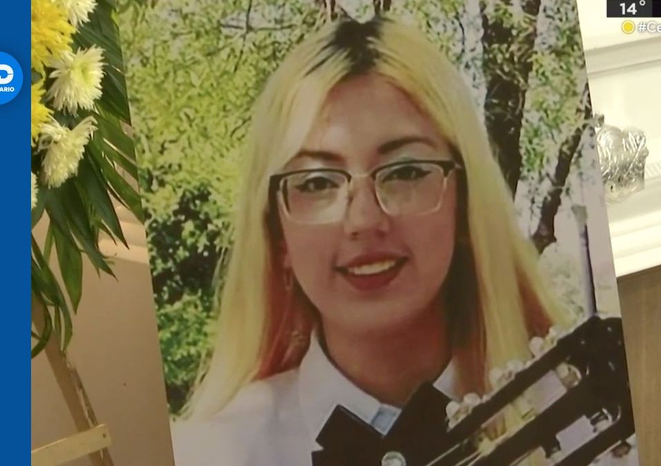 Denisse pidió a Mildred Ariadna, quien era reconocida por su hermosa voz, que ‘cantara muy alto hasta que retumbara en el universo’.