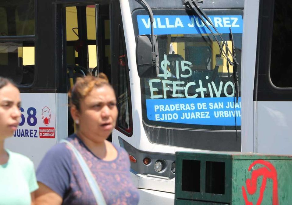 El cobro de 15 pesos no fue anunciado para los usuarios. / Leonel Rocha