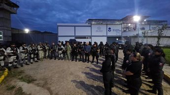 Evidencias materiales y la droga fueron puestas a disposición del agente del Ministerio Público. | Policía Estatal penitenciaria