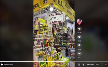 Regia va a lectura de cartas en Mercado Juárez en Monterrey | Especial